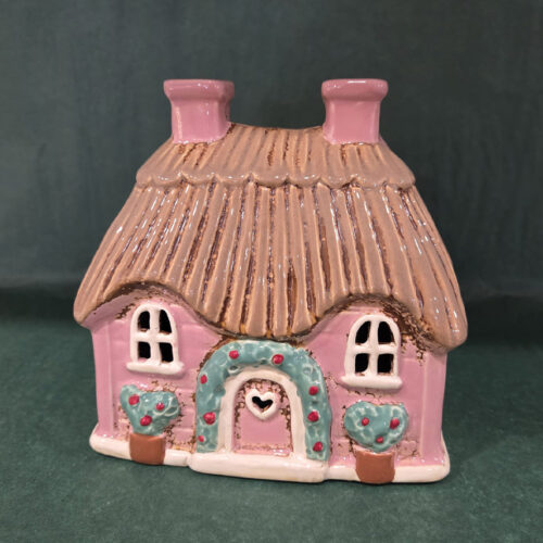 5478-3.jpeg Ceramic house - Pink Cottage